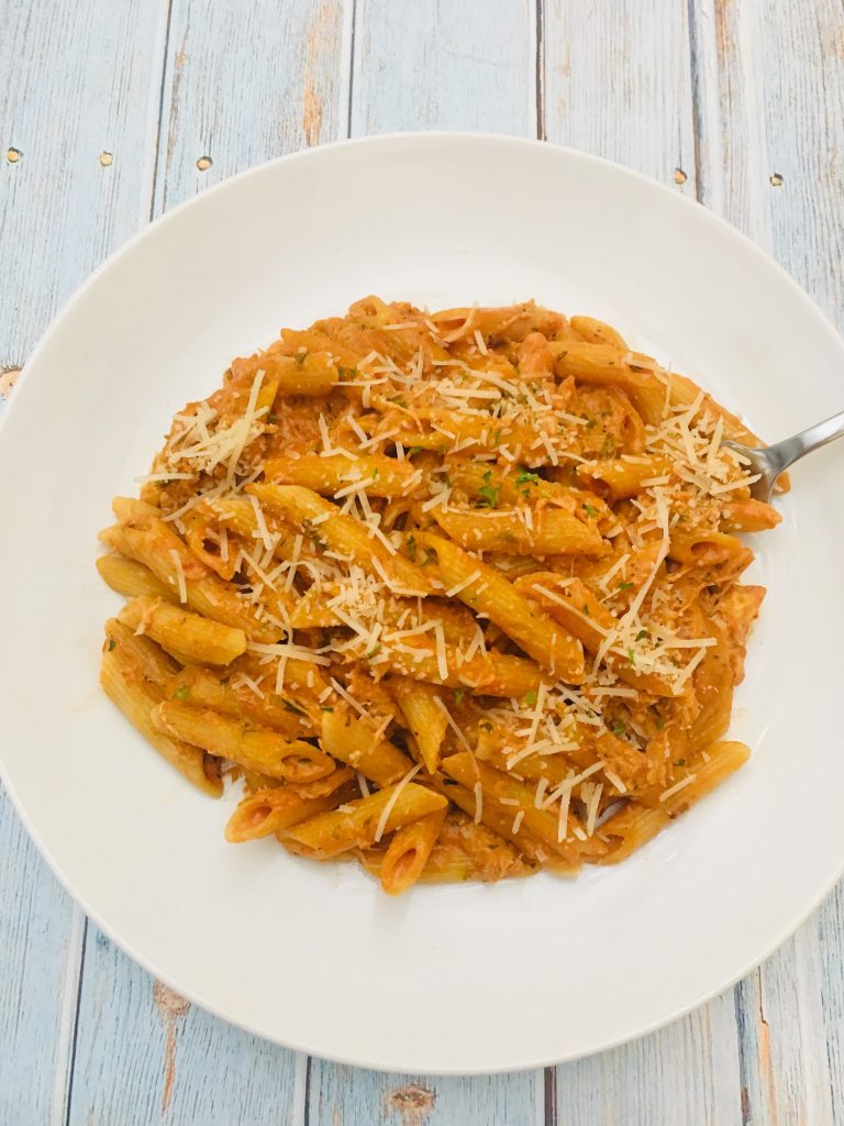 Penne Alla Vodka Tomato Cream Sauce (with Chicken) It's Everything