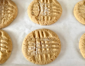 Old-Fashioned Chewy Peanut Butter Cookies