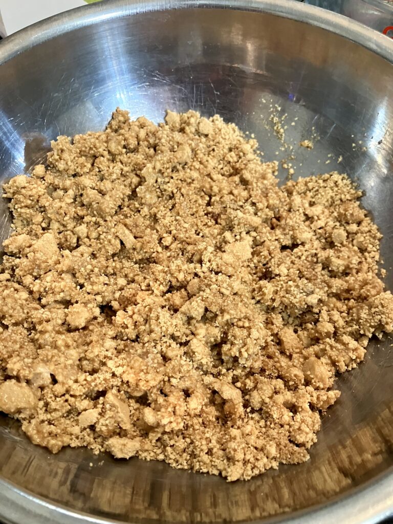 Making graham cracker crust